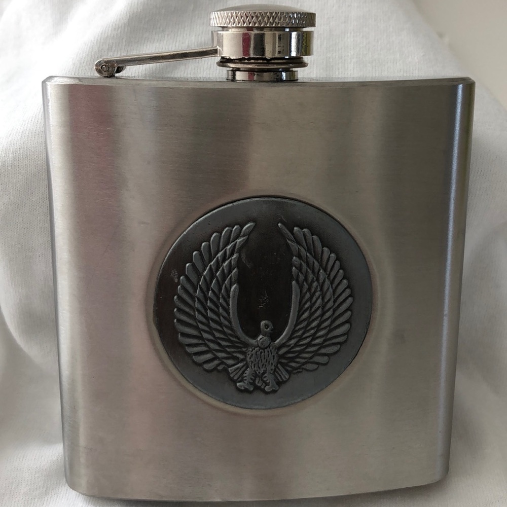 Eagle Hip Flask 6oz container